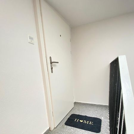 Ruhige, Neue Dachwohnung An Altstadt, Naehe Messe サンクト・ガーレン エクステリア 写真