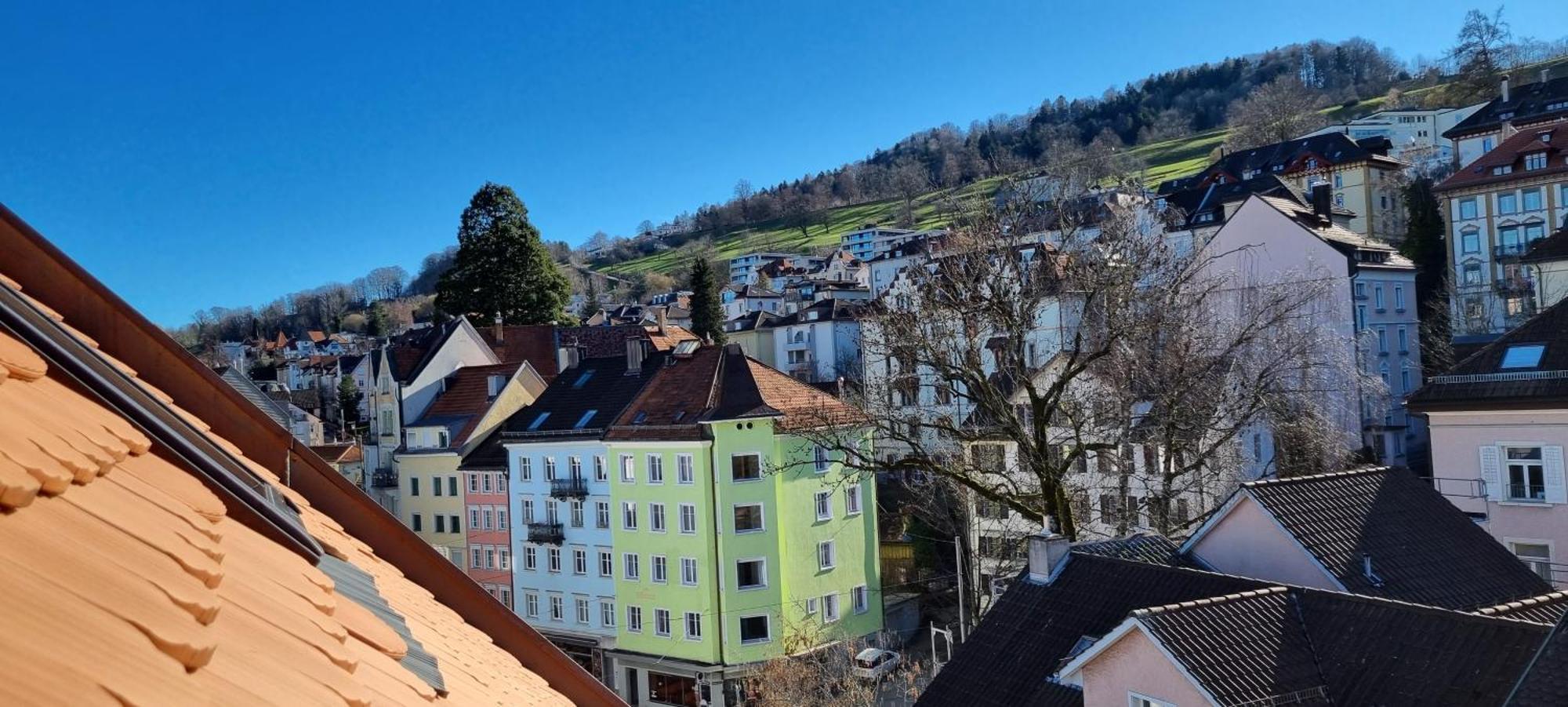 Ruhige, Neue Dachwohnung An Altstadt, Naehe Messe サンクト・ガーレン エクステリア 写真